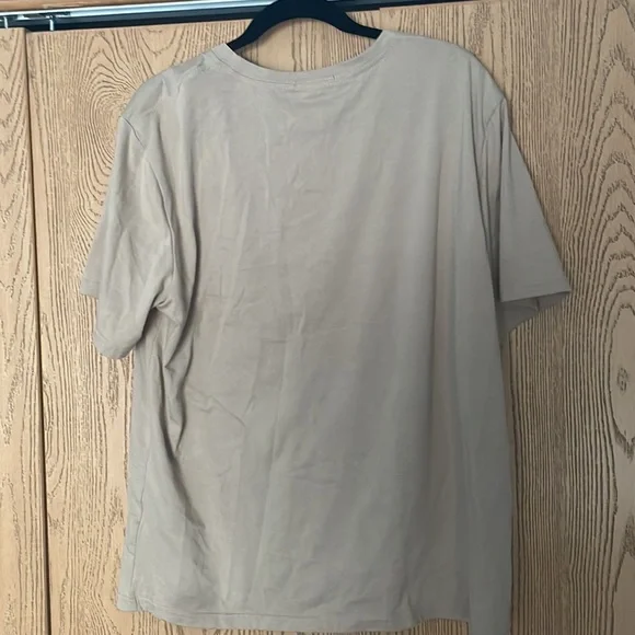 “Don’t Talk to Strangers” Alien Retro T-Shirt - Picture 3 of 3